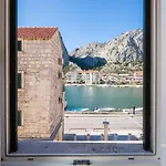 Alley Omiš