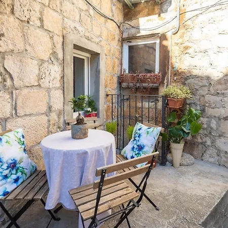 Alley Apartamento