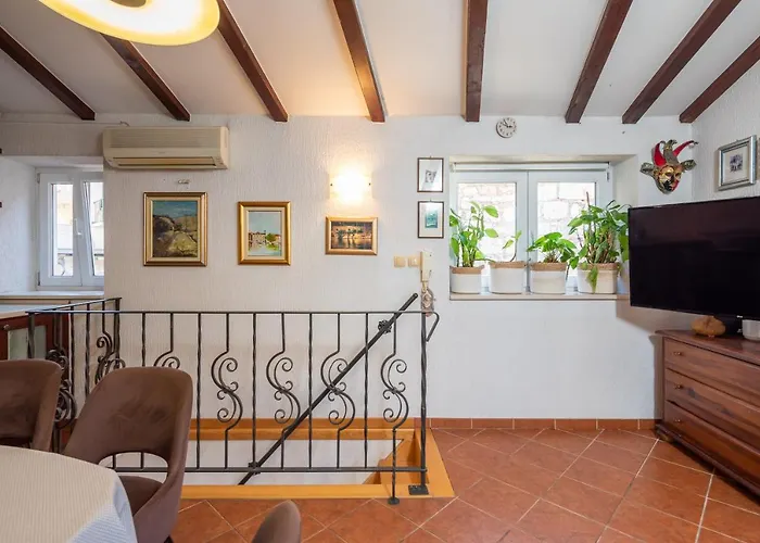 Alley Apartmán Omiš